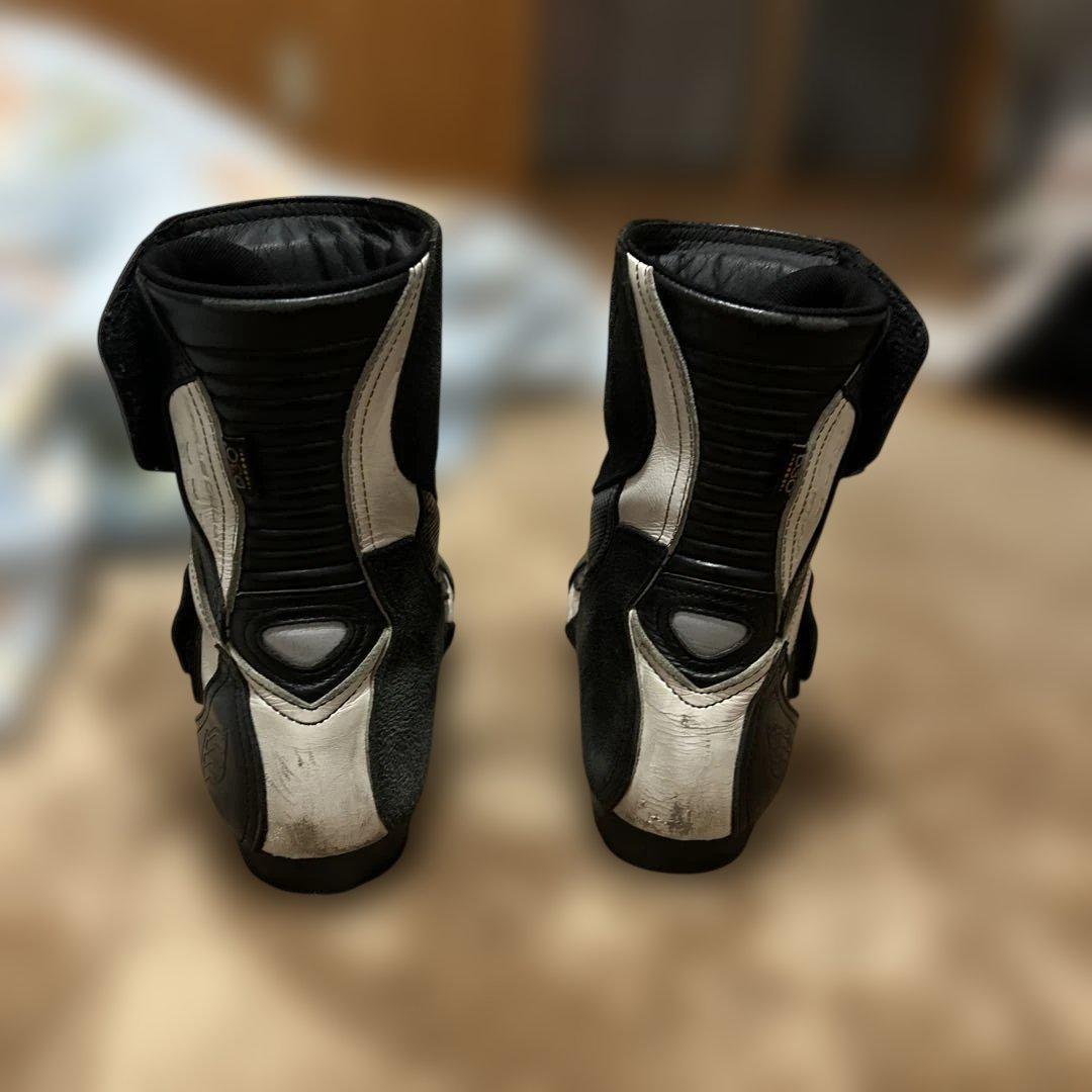 ヒョウドウ HYOD レザーブーツ