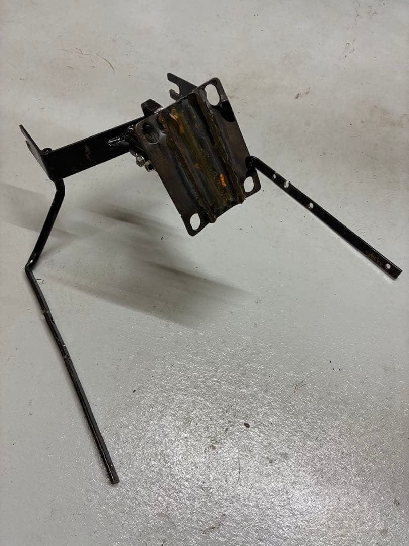 ロケットカウルステー カフェレーサー