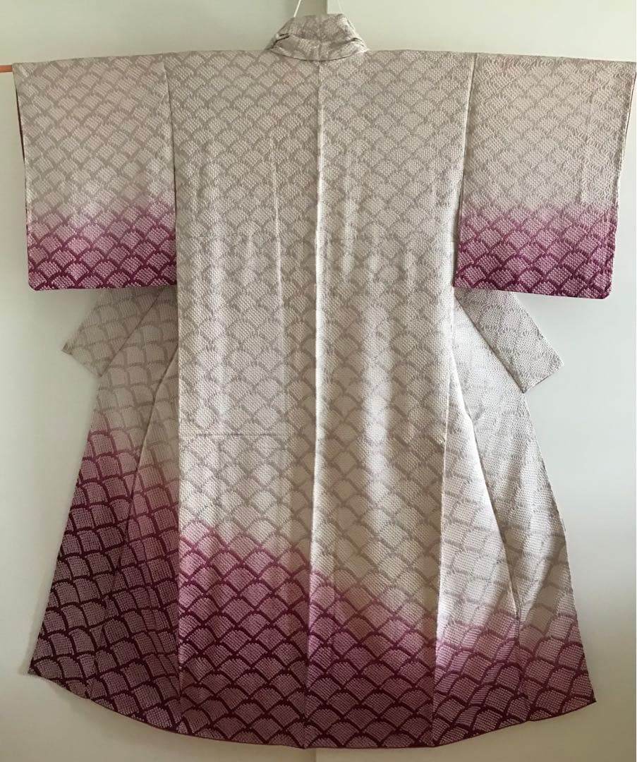 藤娘きぬたや 総絞り 訪問着　青海波