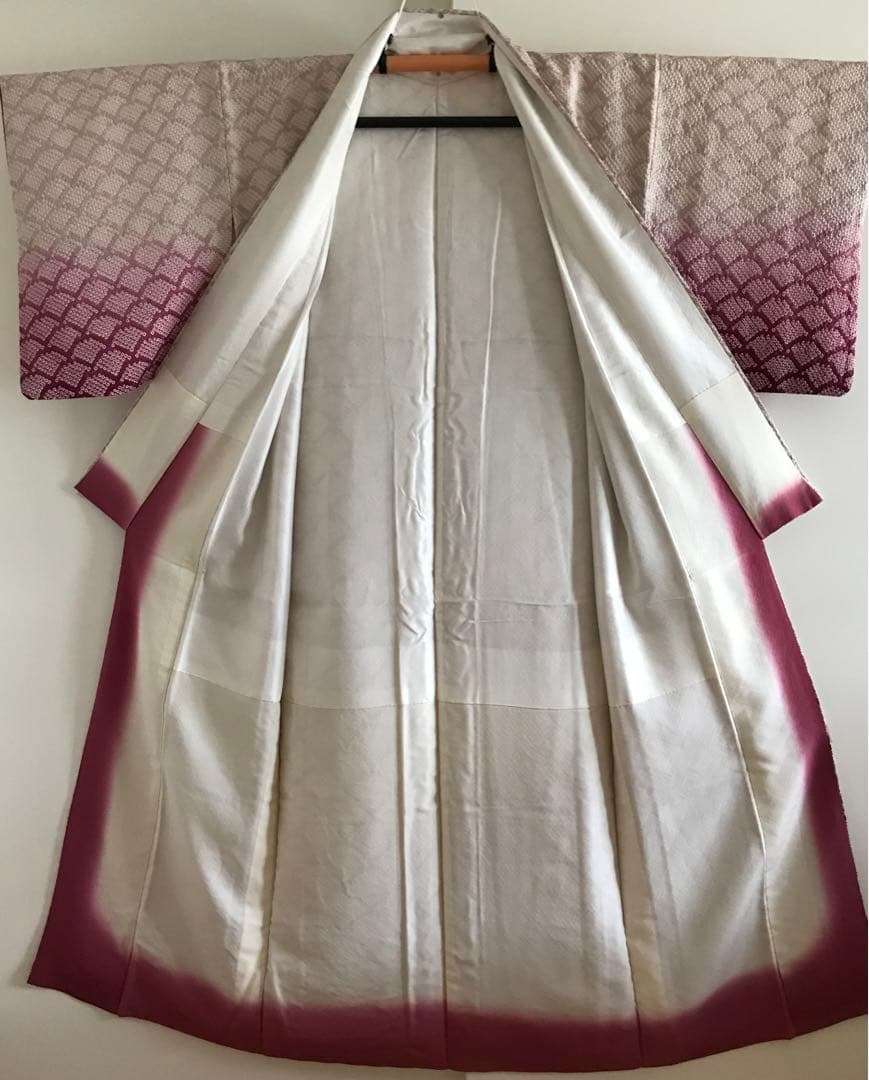 藤娘きぬたや 総絞り 訪問着　青海波