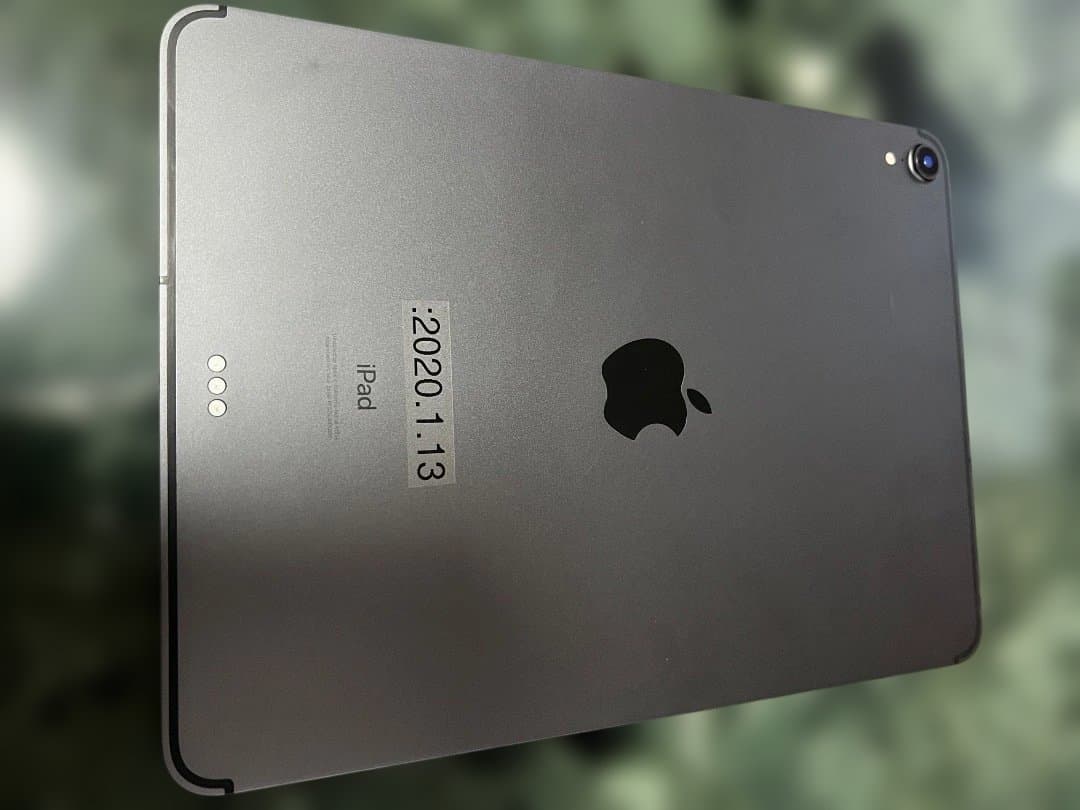 iPad Pro 11インチWI-FI Cellular 256GB GLAY