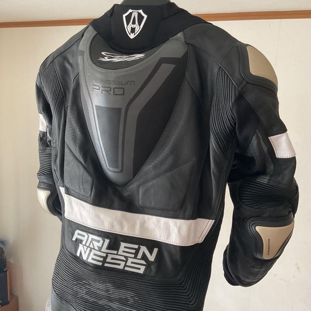 【未使用】ARLENNESSアレンネスレーシングスーツ48サイズ Bk.Wh