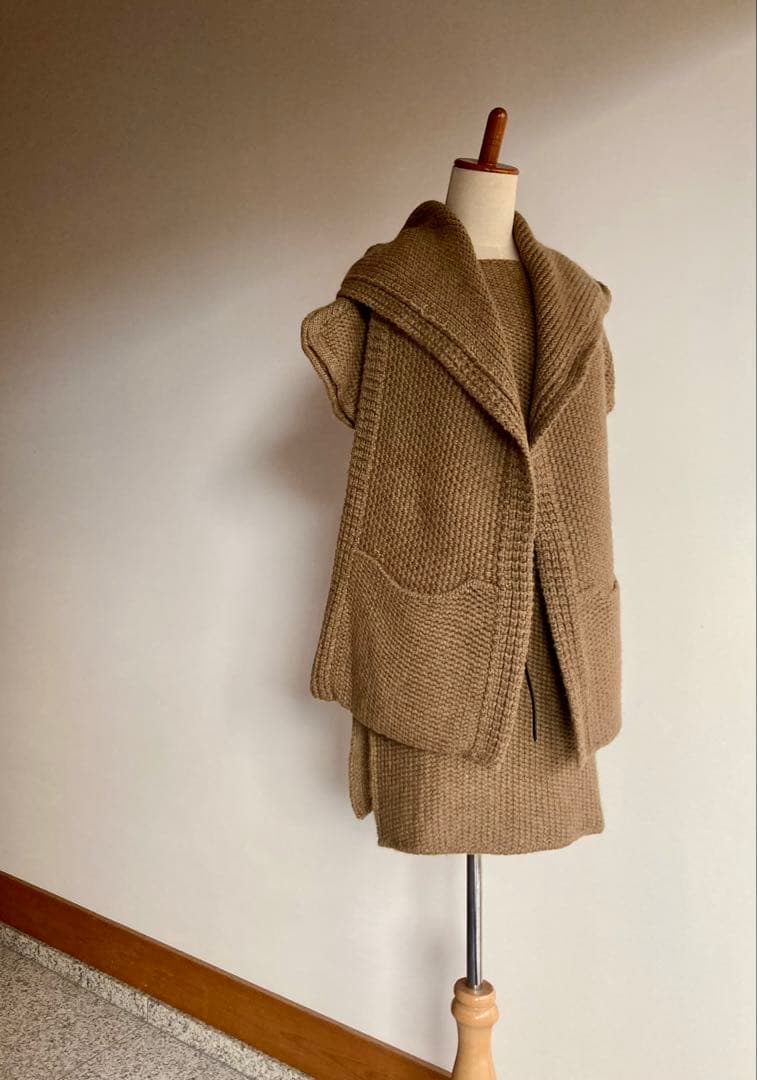 HERMES フード付きマフラー アルパカ100% 未使用品　オレンジ箱入り