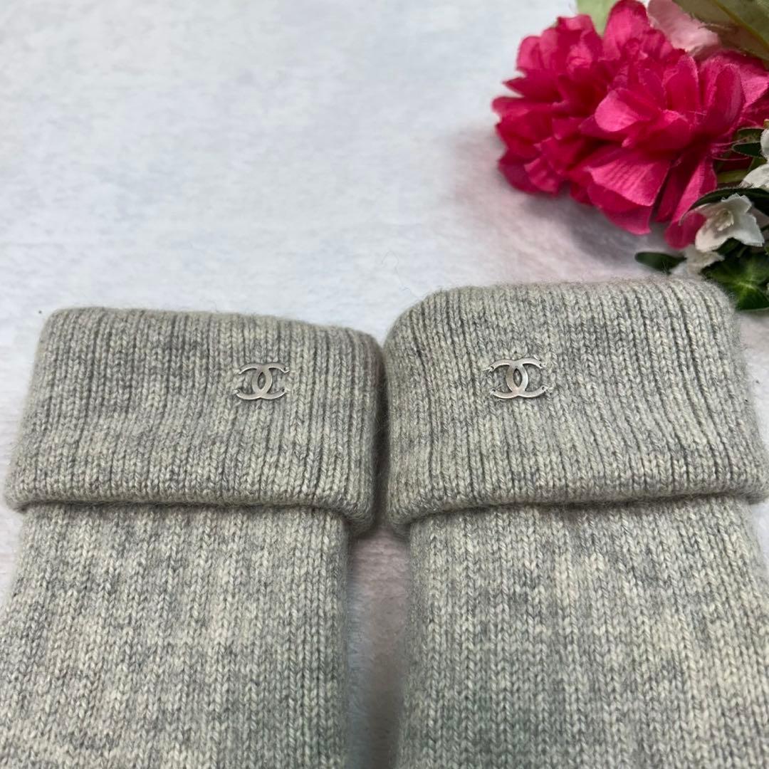 I522 美品 シャネル カシミヤ 手袋 グレー レディース