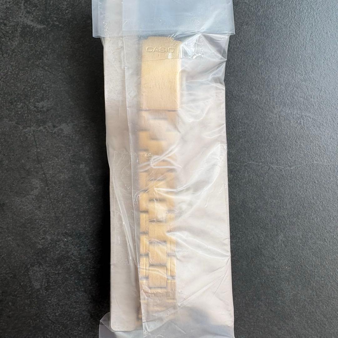 【新品未開封】CASIO LTP-V007G-9B ゴールド 腕時計