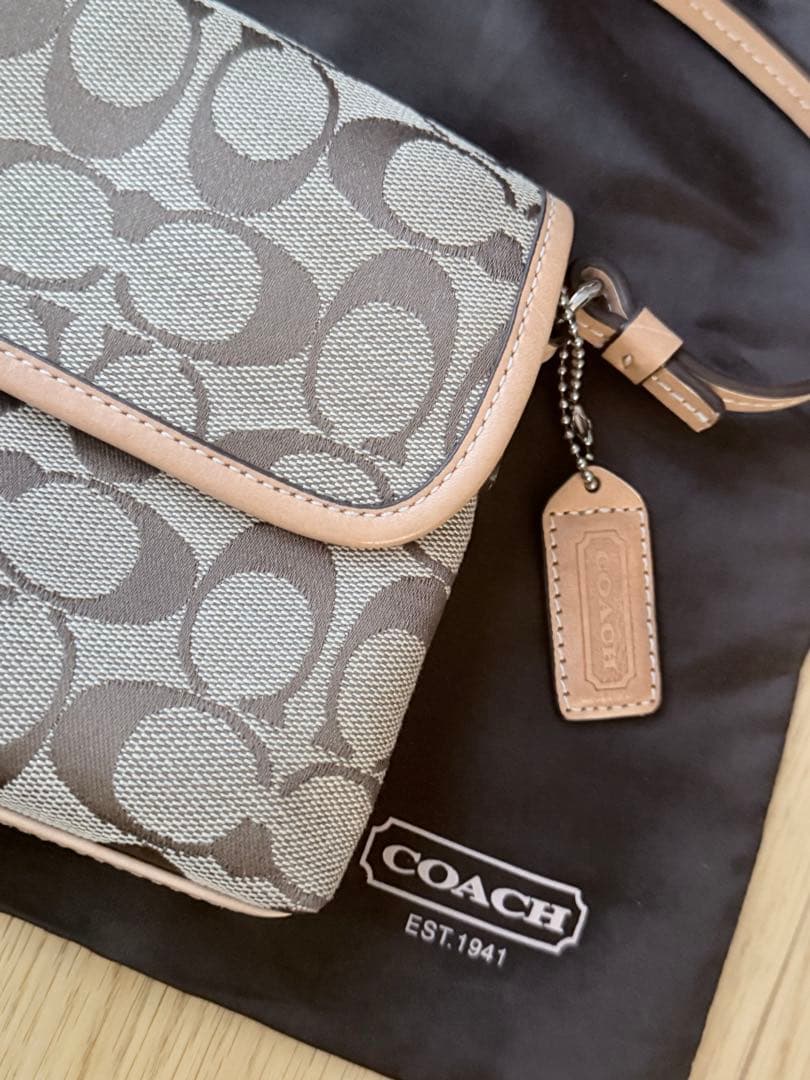 COACH シグニチャー　ショルダーバッグ