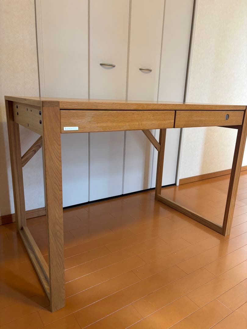 KOIZUMI(コイズミ) BEENO（ビーノ）シリーズ　学習机（鍵付き）①