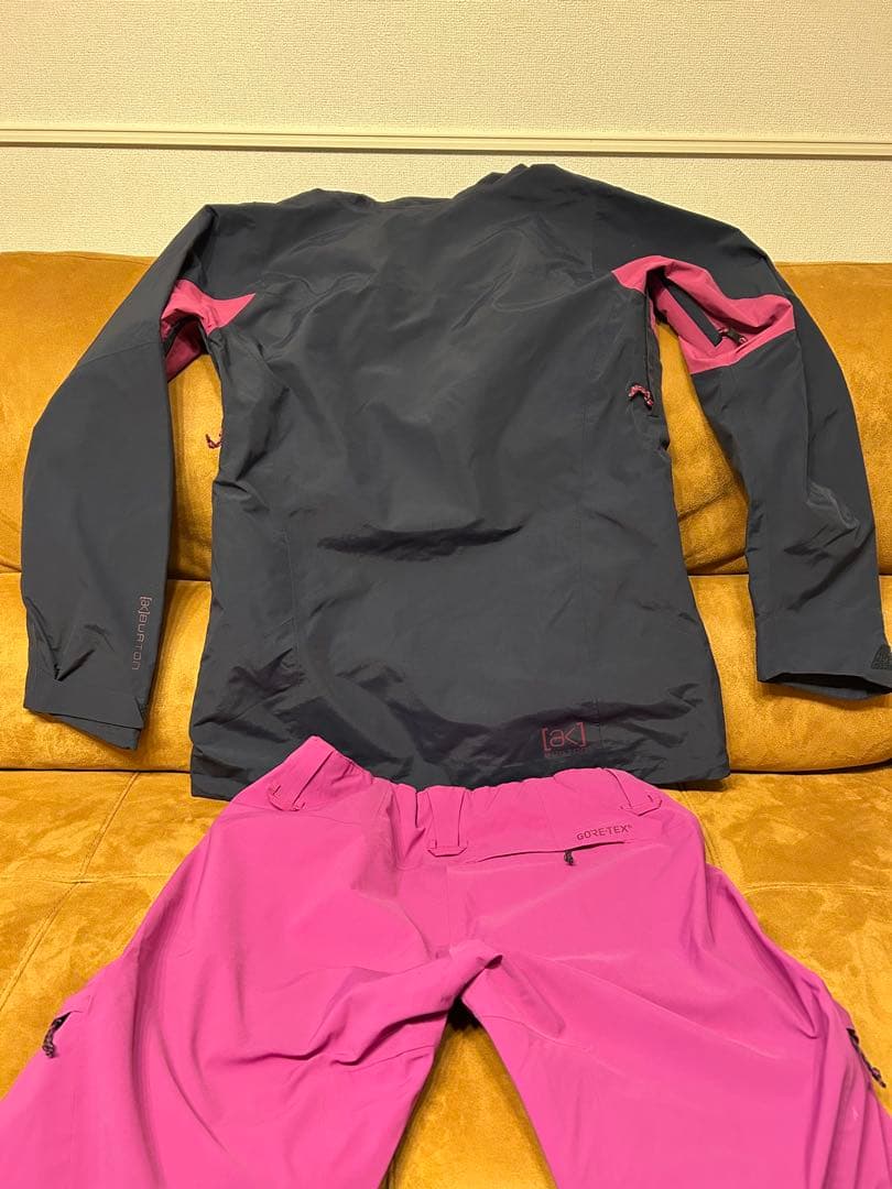 Burton ak スノーボードウェア　上下セット