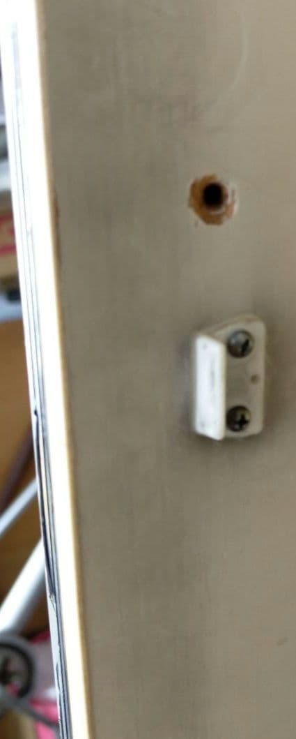 昭和 レトロポップオレンジ色 ガラス扉付き収納キャビネット