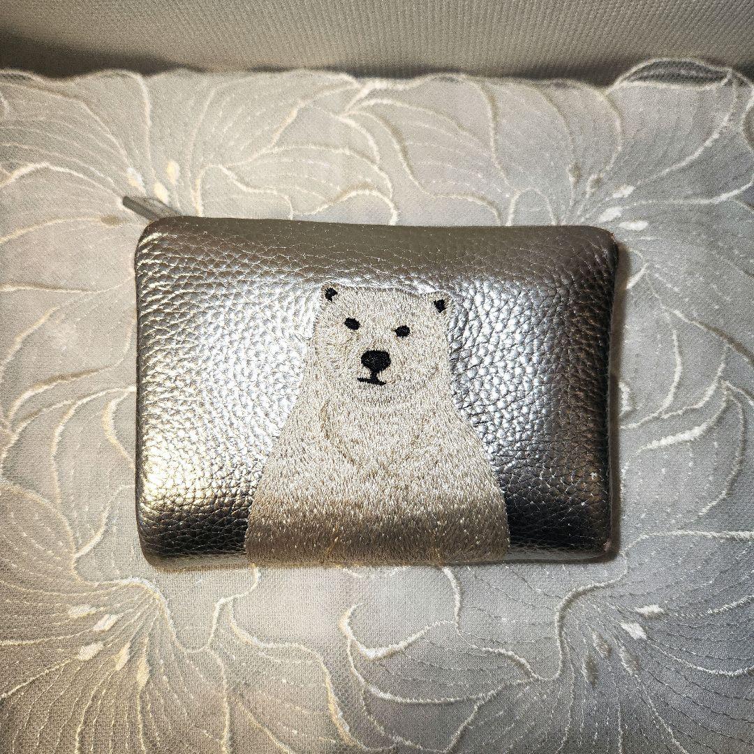 人気商品❣️ear 白くま刺繍 シルバーケース