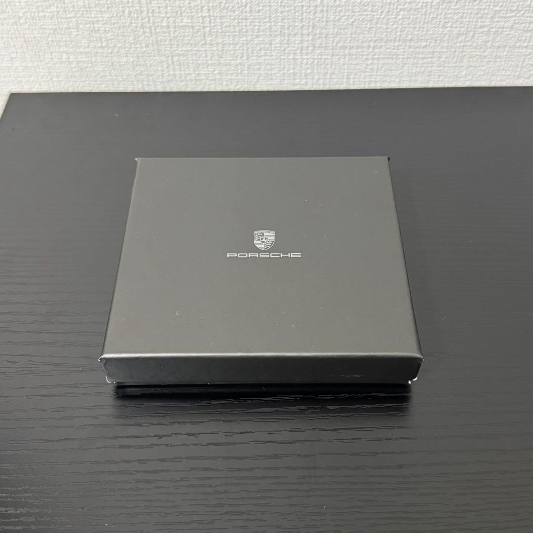 【新品未使用】ポルシェ 2つ折り財布