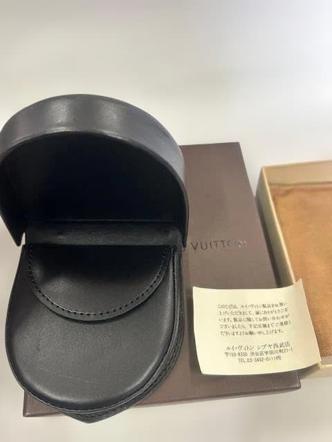 Louis Vuitton ブラック ケース