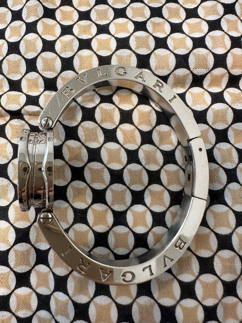 BVLGARI B.Zero1 ブラック腕時計