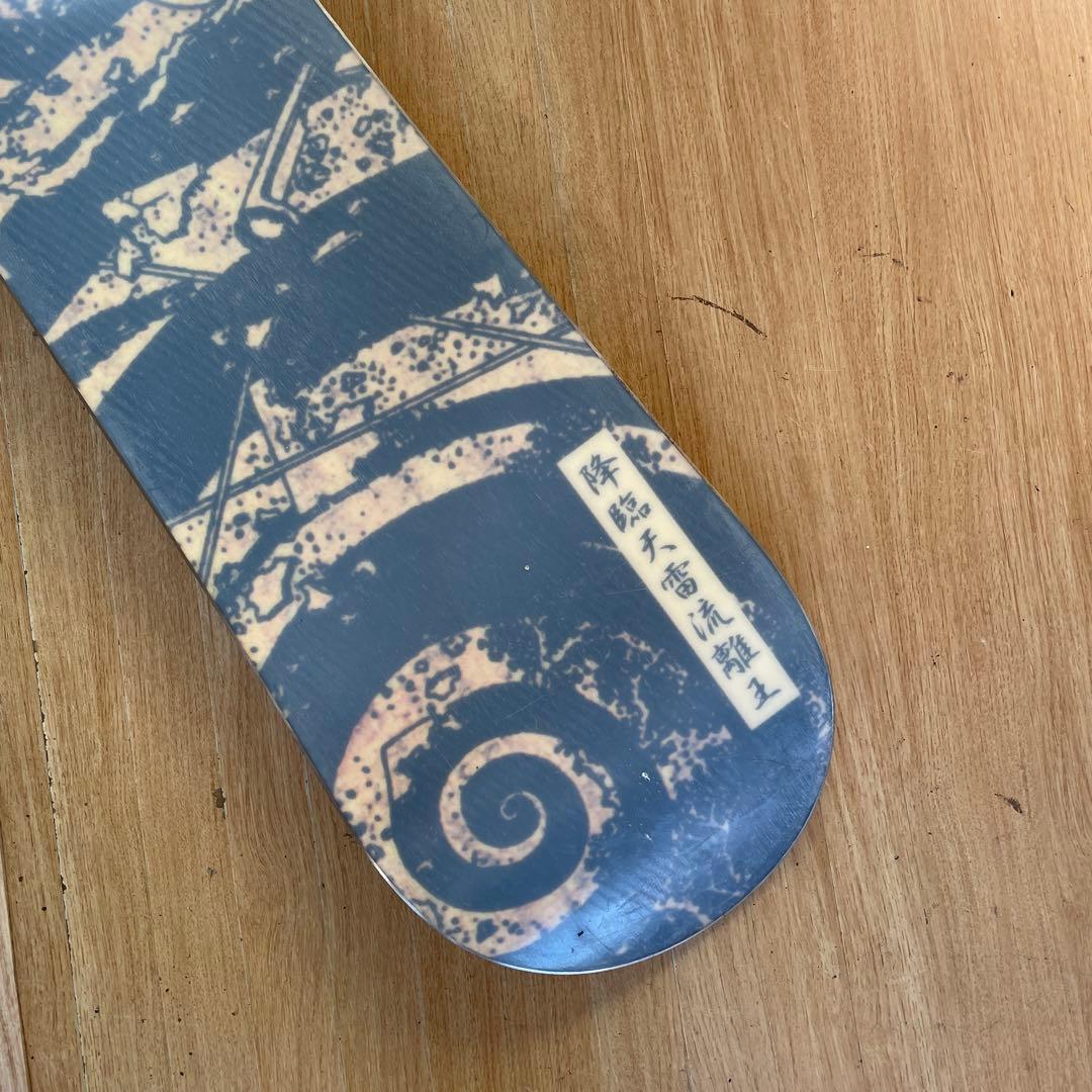 激レア　秘密結社　極道神風蹴　スノーボード　裏雷神　良質国産　146cm