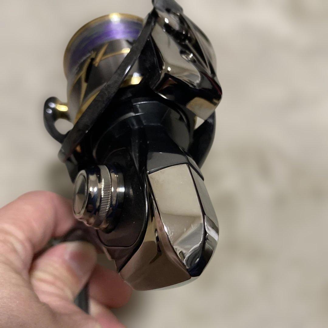 【美品】ダイワ 20ルビアス FC LT2000S PE0.3号付