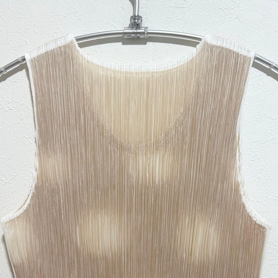 プリーツプリーズ イッセイミヤケ ノースリーブ 水玉 ベージュ size3