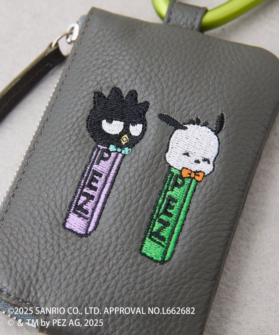【はぴだんぶい×PEZ(ペッツ) ×ear】本革/カラビナ付きパス＆キーケース