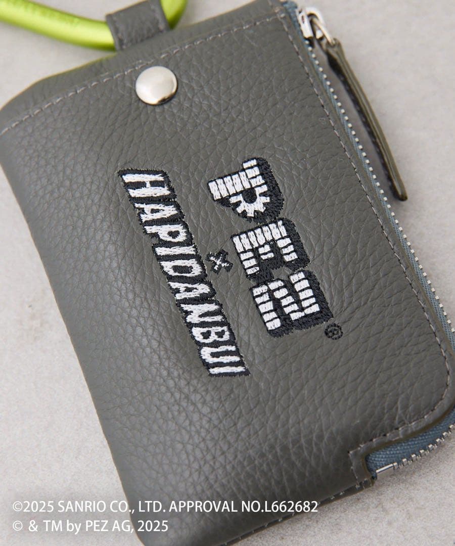 【はぴだんぶい×PEZ(ペッツ) ×ear】本革/カラビナ付きパス＆キーケース