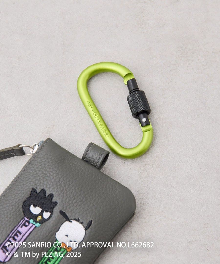 【はぴだんぶい×PEZ(ペッツ) ×ear】本革/カラビナ付きパス＆キーケース