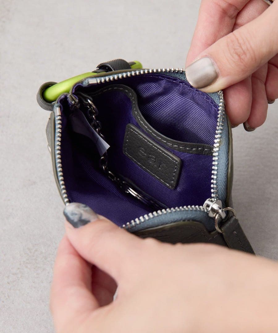 【はぴだんぶい×PEZ(ペッツ) ×ear】本革/カラビナ付きパス＆キーケース