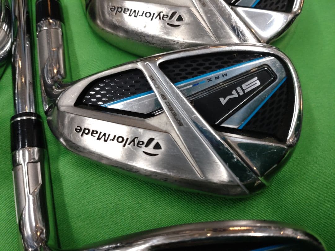 テーラーメイドSIMMAX アイアン 5〜PW　KBS MAX85 R