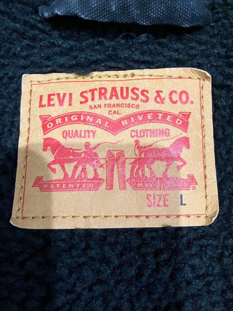 Levi’s ブラックデニムジャケット