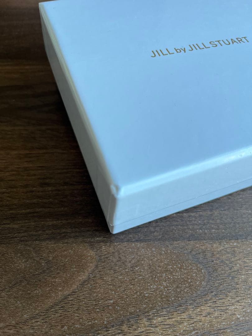 ジルバイジルスチュアート RIBBONキルトウォレット　ブルー