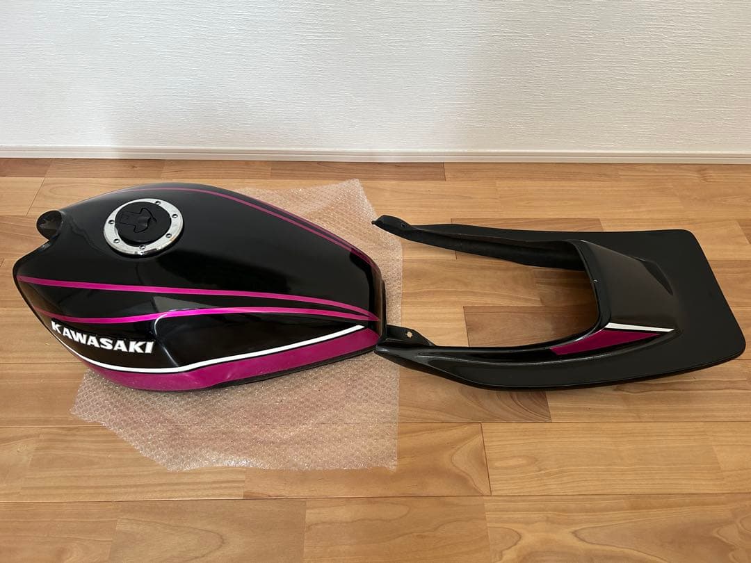 Z*0様 売り切り　ゼファーχ タンク テールカウル　外装セット