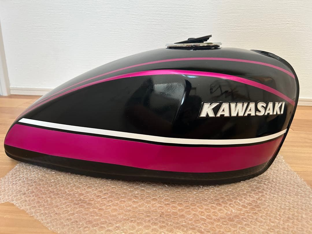 Z*0様 売り切り　ゼファーχ タンク テールカウル　外装セット