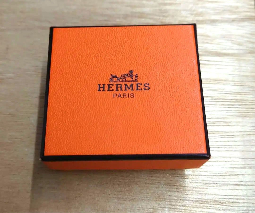 HERMES スカーフリング モー 箱付き