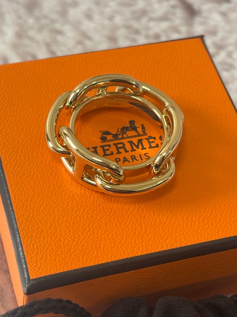 新品　HERMES エルメス スカーフリング90 レガート
