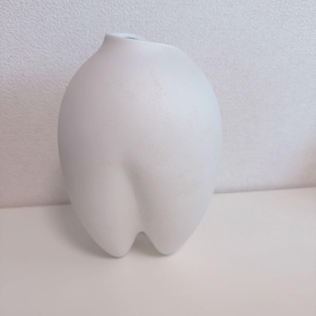 101  花瓶 narrow Ø14cm BoneWhite