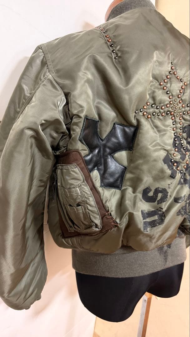 世界50着限定　avirex methodリメイク　MA-1 サイズM