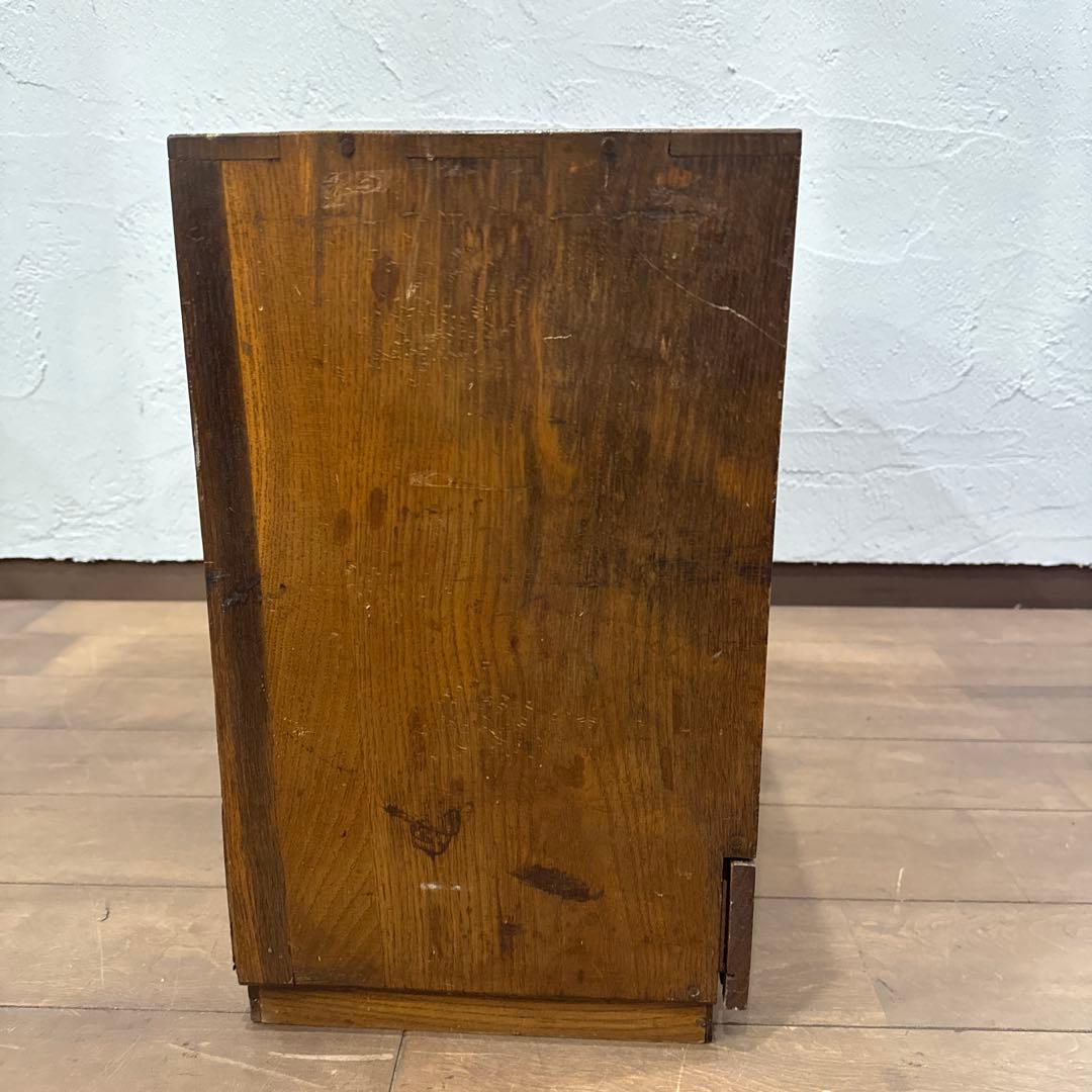 【ぴよ】 引き戸棚 キャビネット モールガラス　レトロ