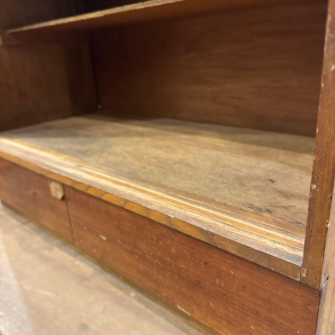 【ぴよ】 引き戸棚 キャビネット モールガラス　レトロ