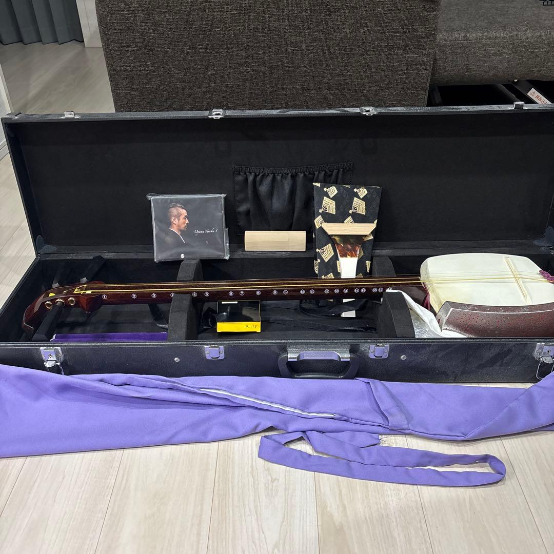 和楽器津軽三味線太棹　ケース付き（セット）