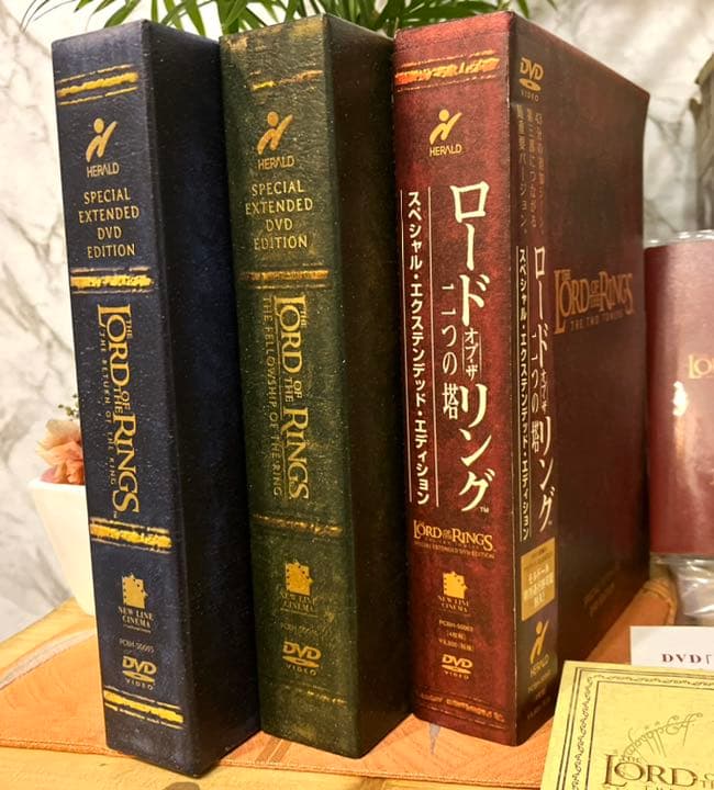 ロード・オブ・ザ・リング　三部作DVD＋フィギュア