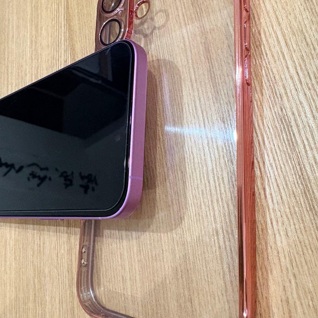 Apple iPhone16plus 本体とケース