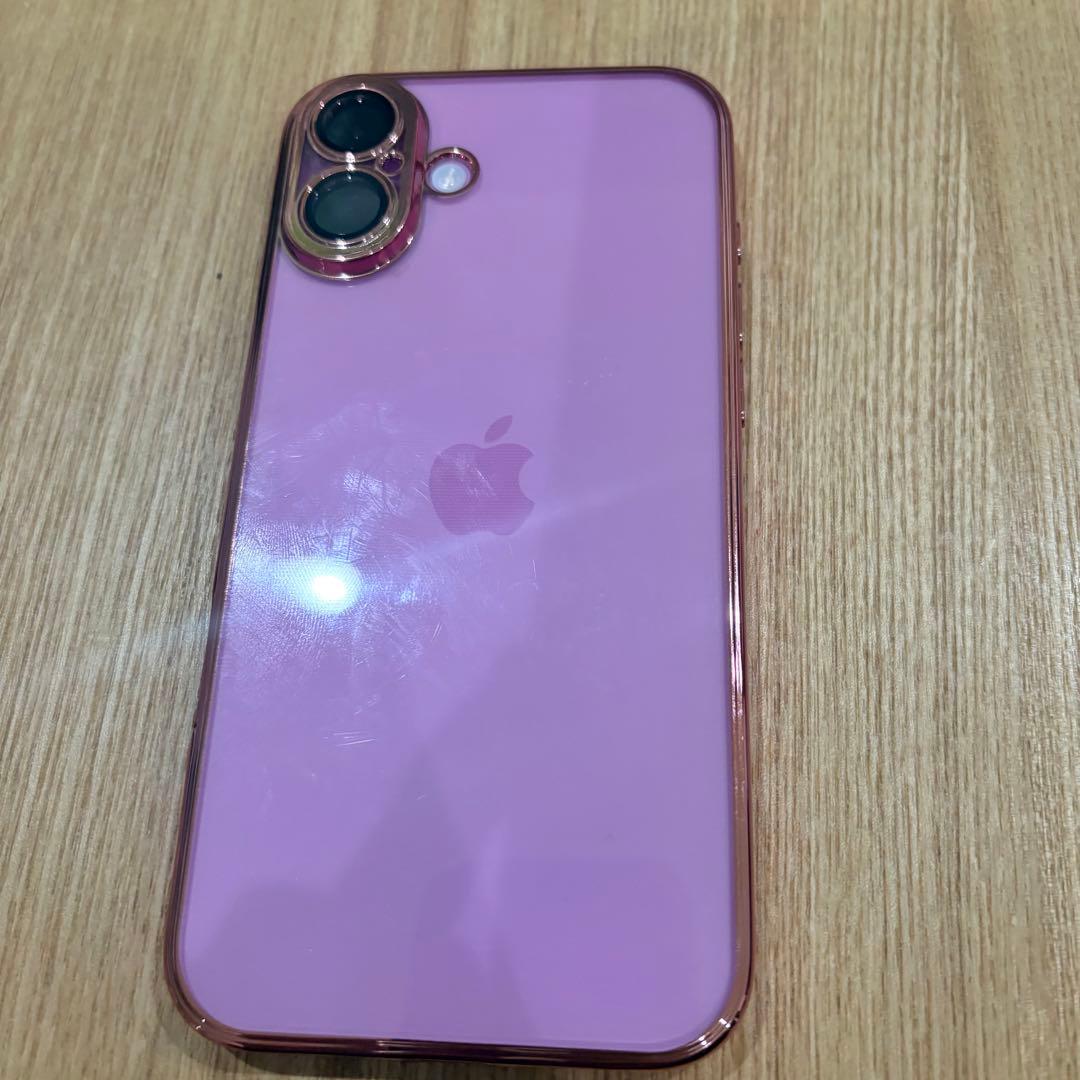 Apple iPhone16plus 本体とケース