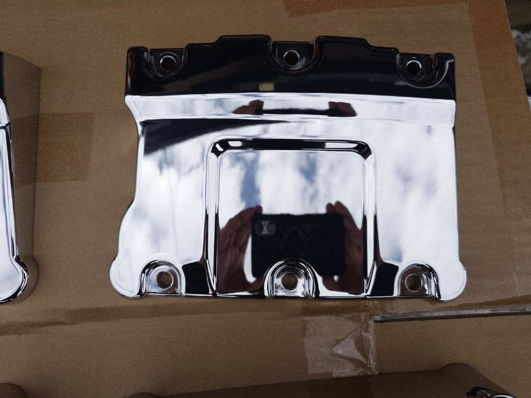 ハーレー純正ロッカーカバー