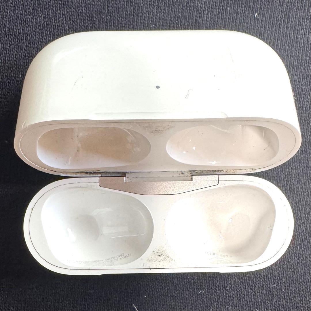 AirPods pro2 usb-c 本体 イヤーチップ新品　充電ケース付き