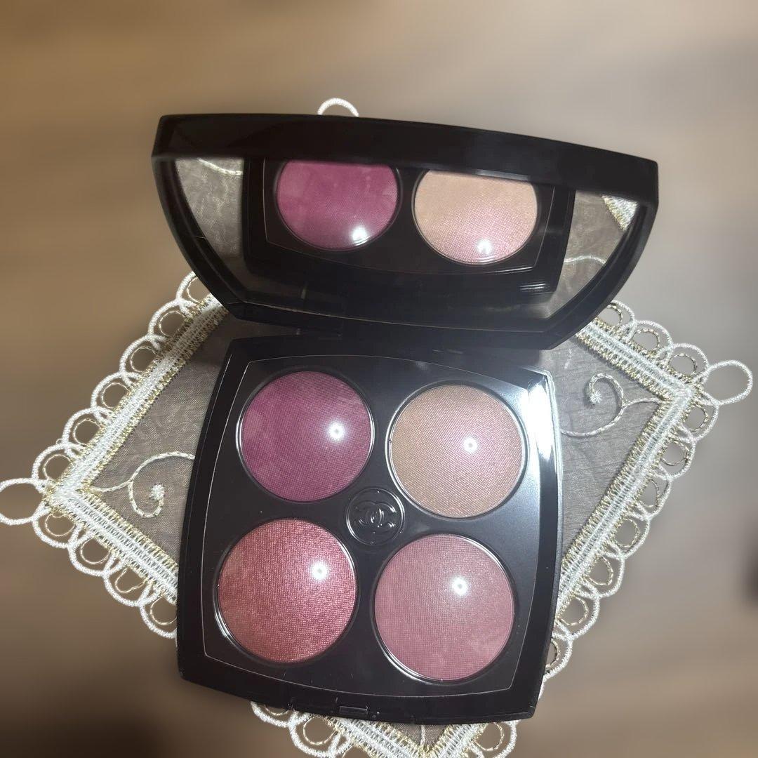 シャネル ルージュヌワール コンフィダンス アイシャドウパレット