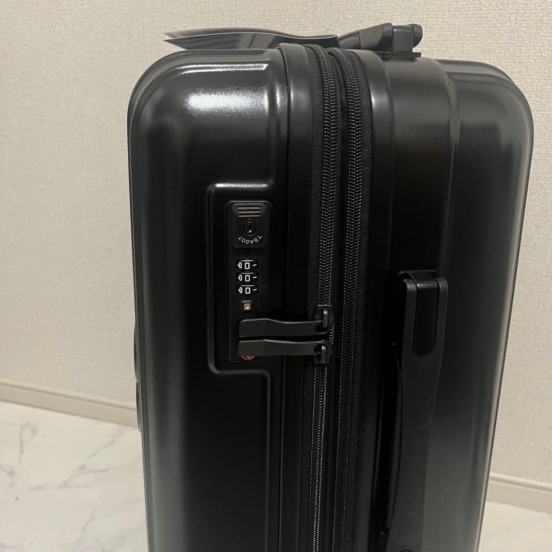 【三代目J SOUL BROTHERS】キャリーケース ØMI 登坂広臣 スーツ