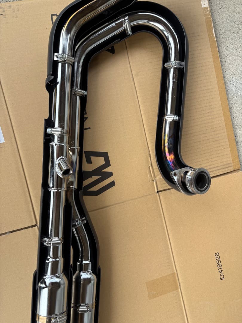 しーやん8268　マフラー