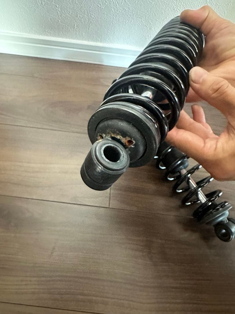 ハーレー　純正ショック　エマルジョンショック