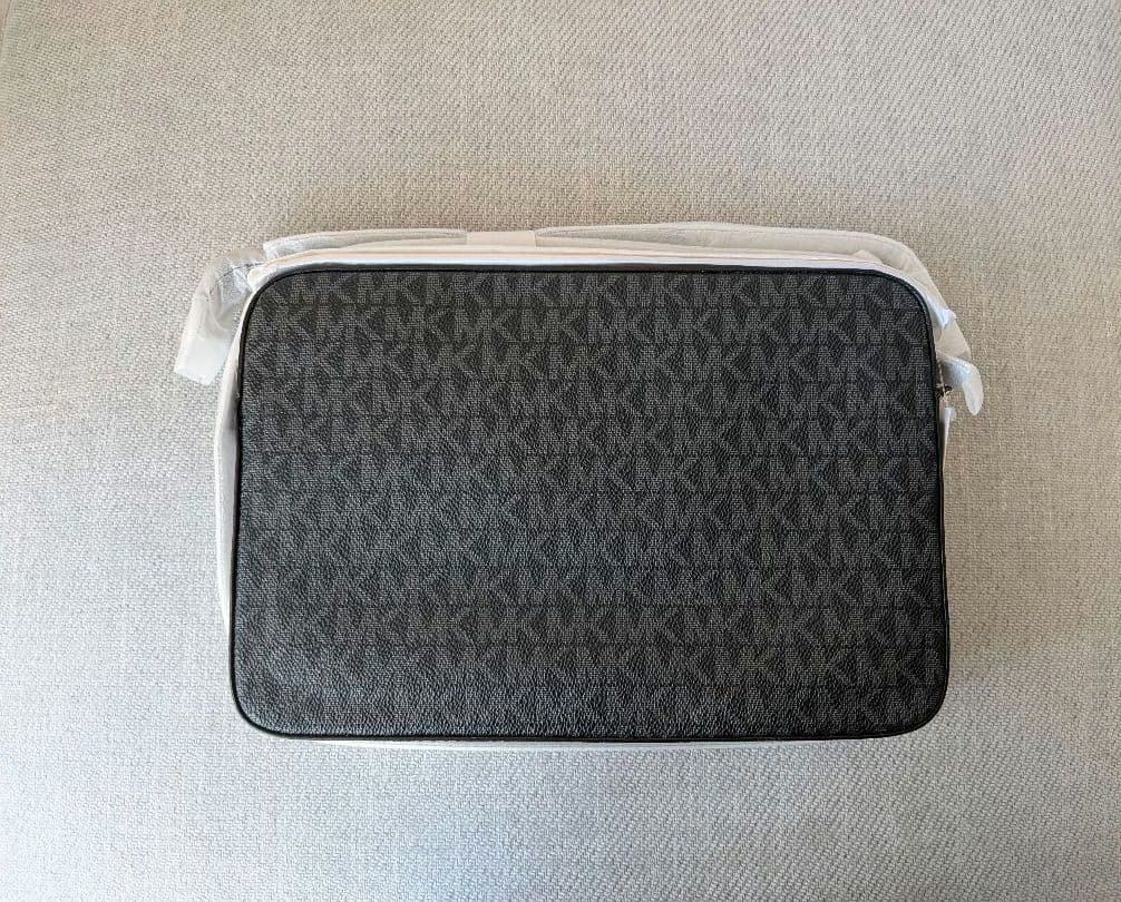 【新品未使用】マイケルコース ショルダーバッグ ジェットセット ブラック