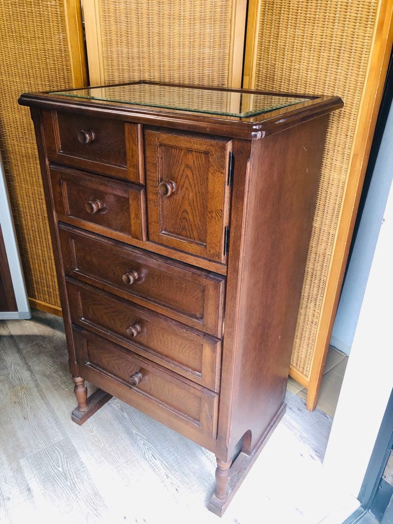 木製クラシックタンス キャビネット　サイドボード　ガラス天板 6引き出し