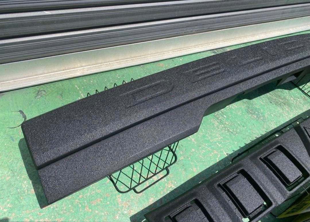 デリカミニ　ラプターライナー　グリル　カスタム