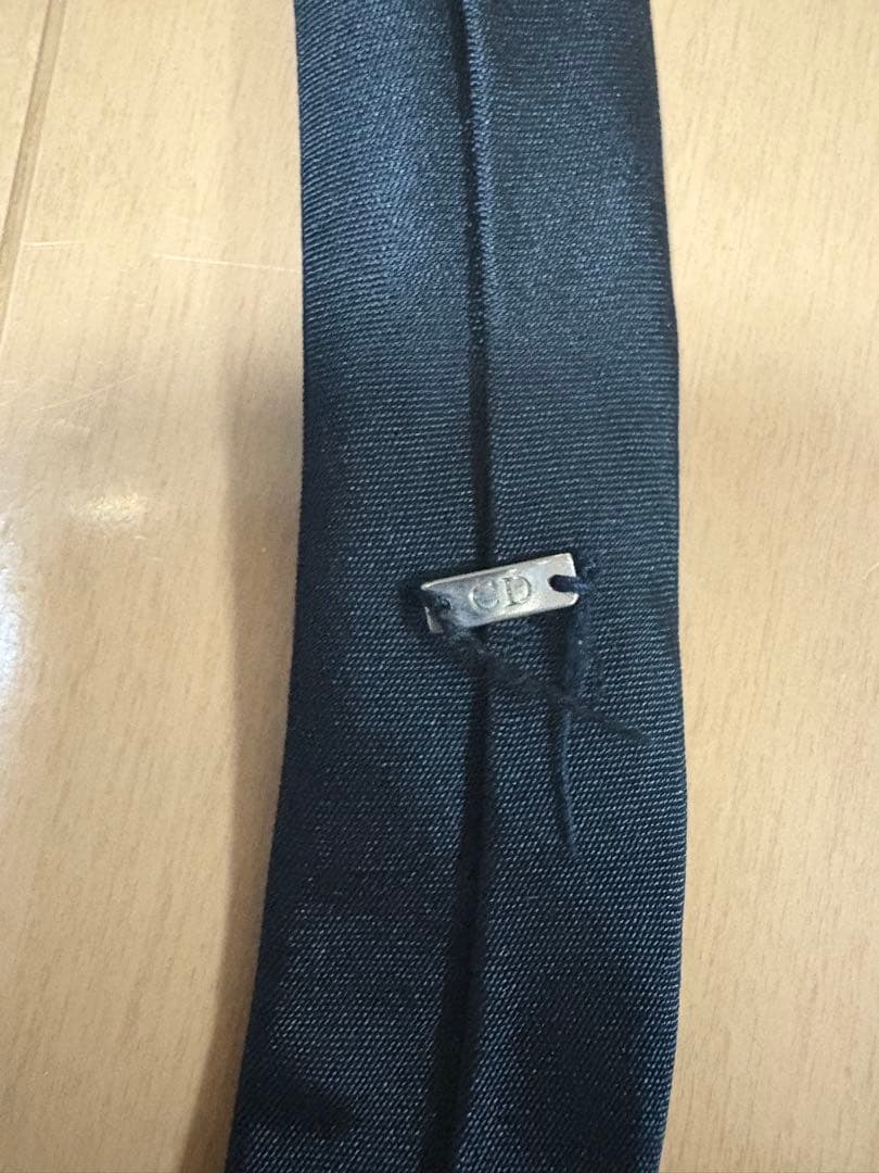 ディオールオム　bee 刺繍　ナロータイ