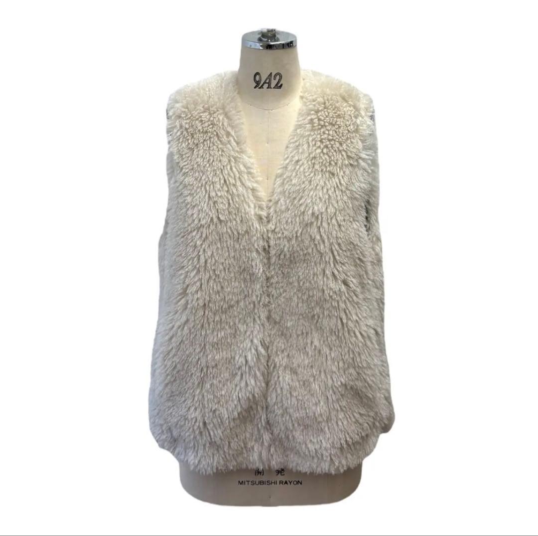 テトクッキー！ayane プードルファーベスト